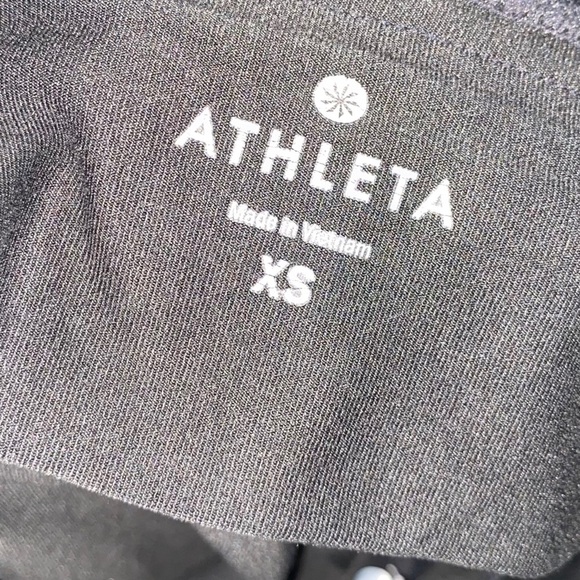 Athleta Black Cropped Leggings XS - Picture 3 of 3